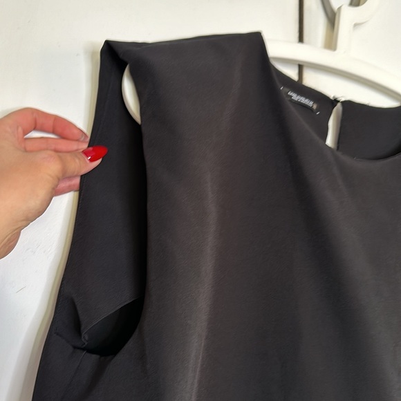 Zara Mjni Black Dress with shoulder pads. - Picture 3 of 5